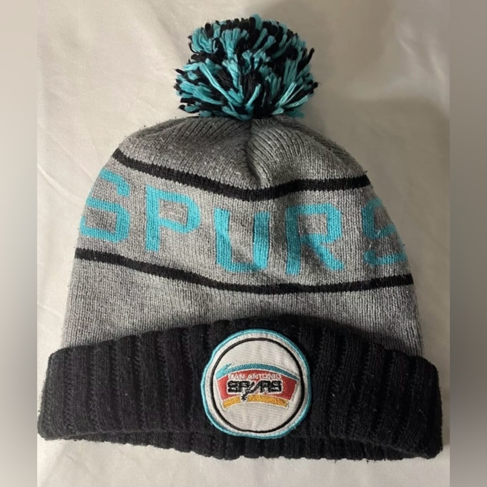 Mitchell & Ness San Antonio Spurs Knit Cap Beanie OSFA NBA Black Turquoise Pom